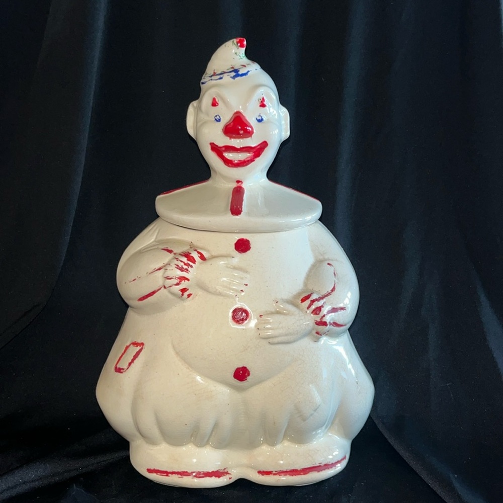 Vintage American Bisque clown cookie jar‎ may have been touched up see photos